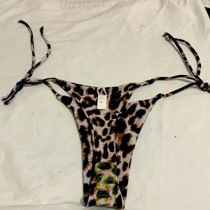 Brand new print thong